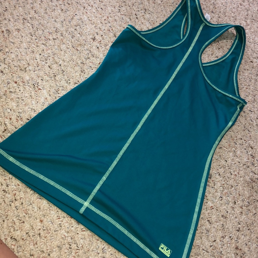 Work out top - Picture 2 of 2